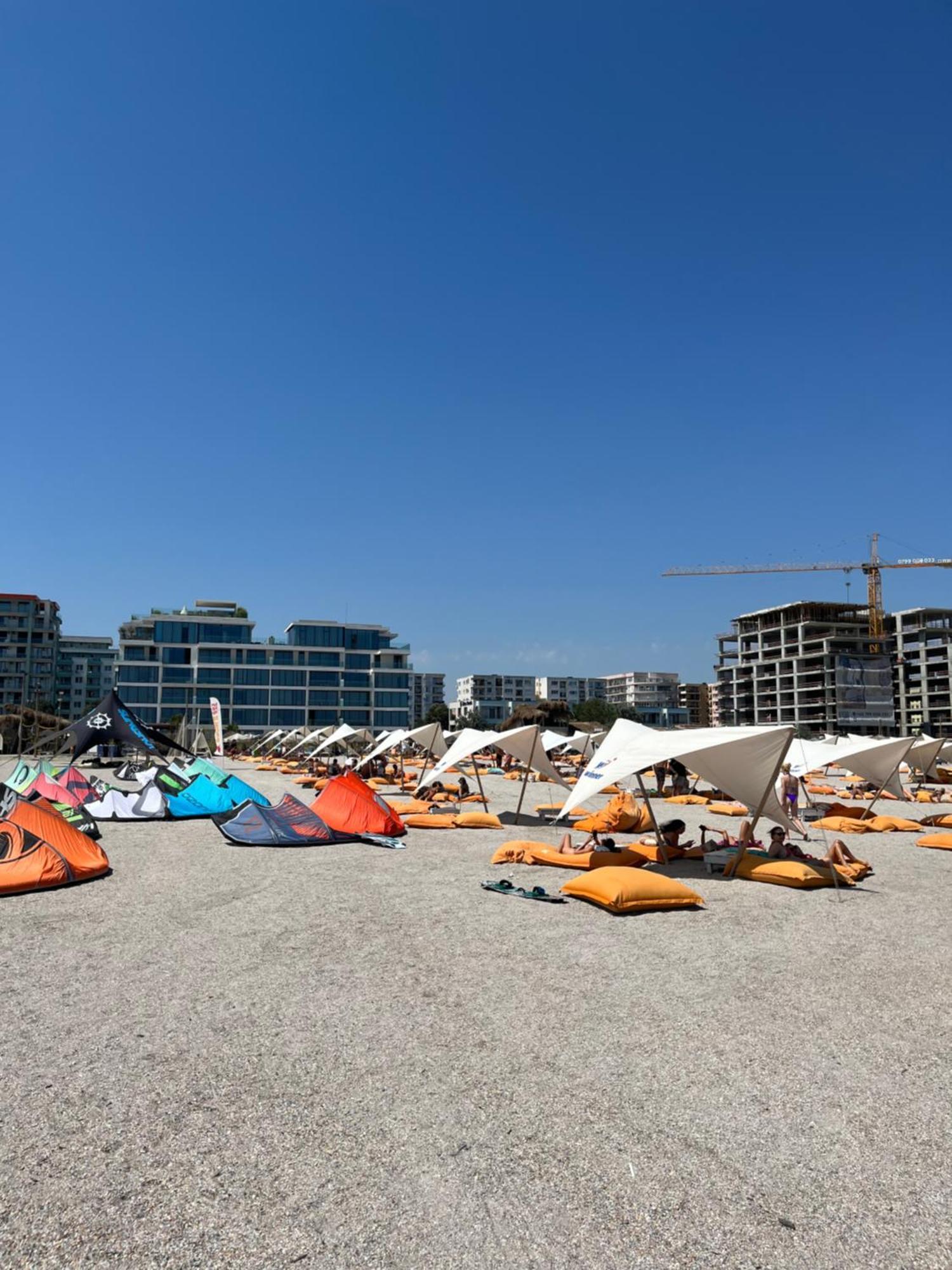 Fratellyvibe Mamaia Daire Dış mekan fotoğraf